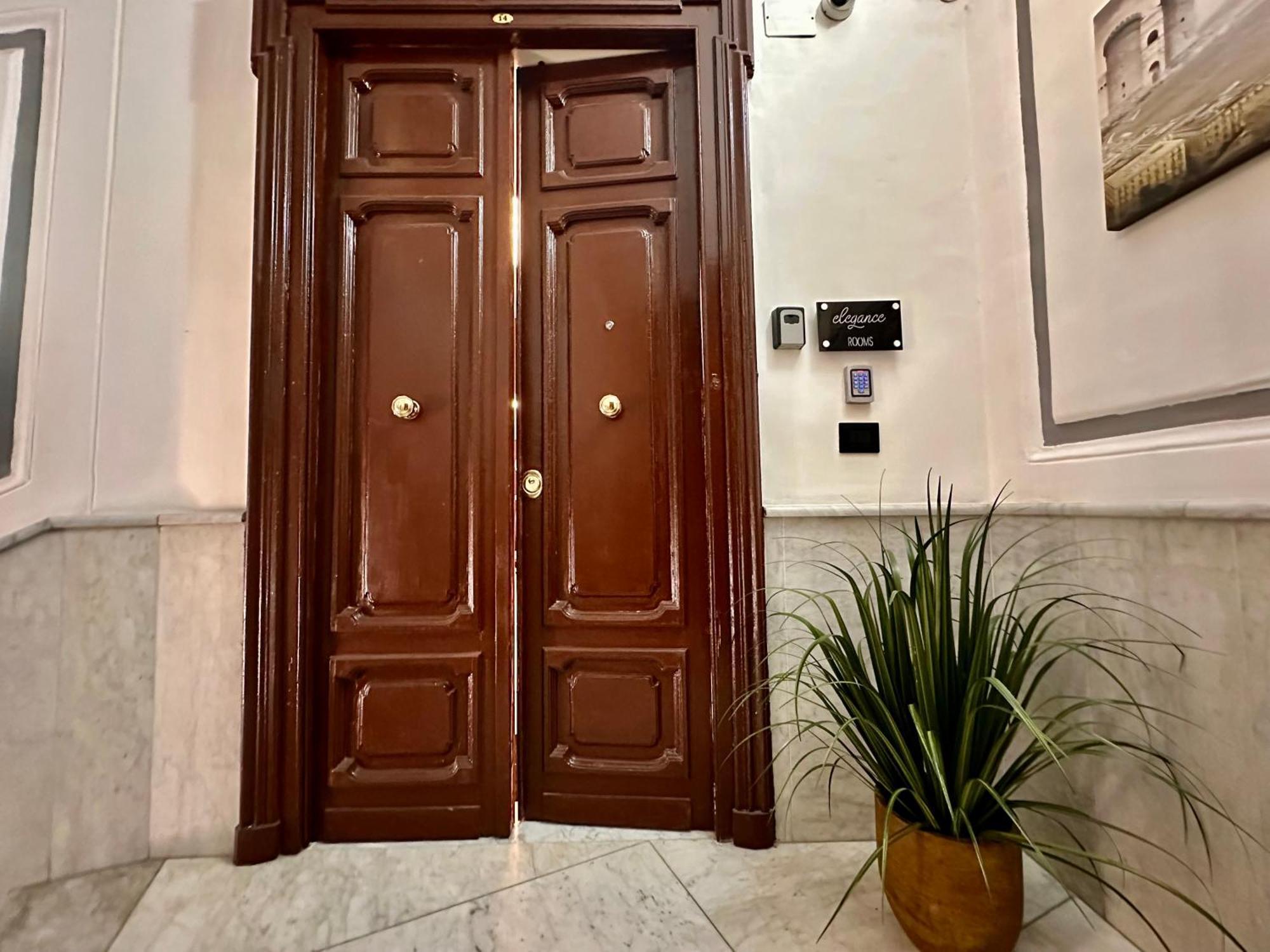 Elegance Spaccanapoli * Napoli