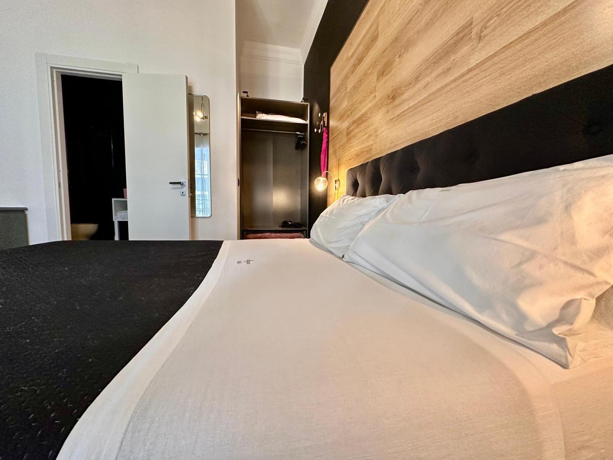 Bed & Breakfast Elegance Spaccanapoli *