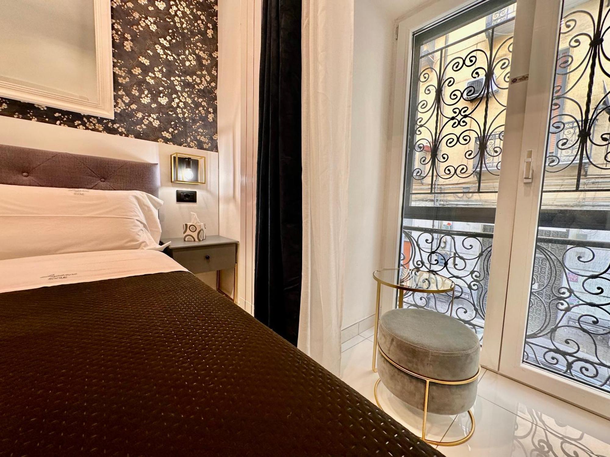 Bed & Breakfast Elegance Spaccanapoli